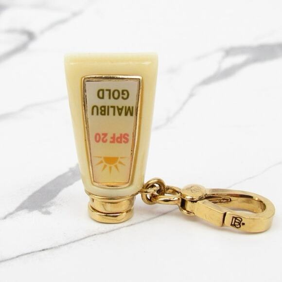 Juicy Couture Malibu Gold Tan Oil Charm - Picture 7 of 7